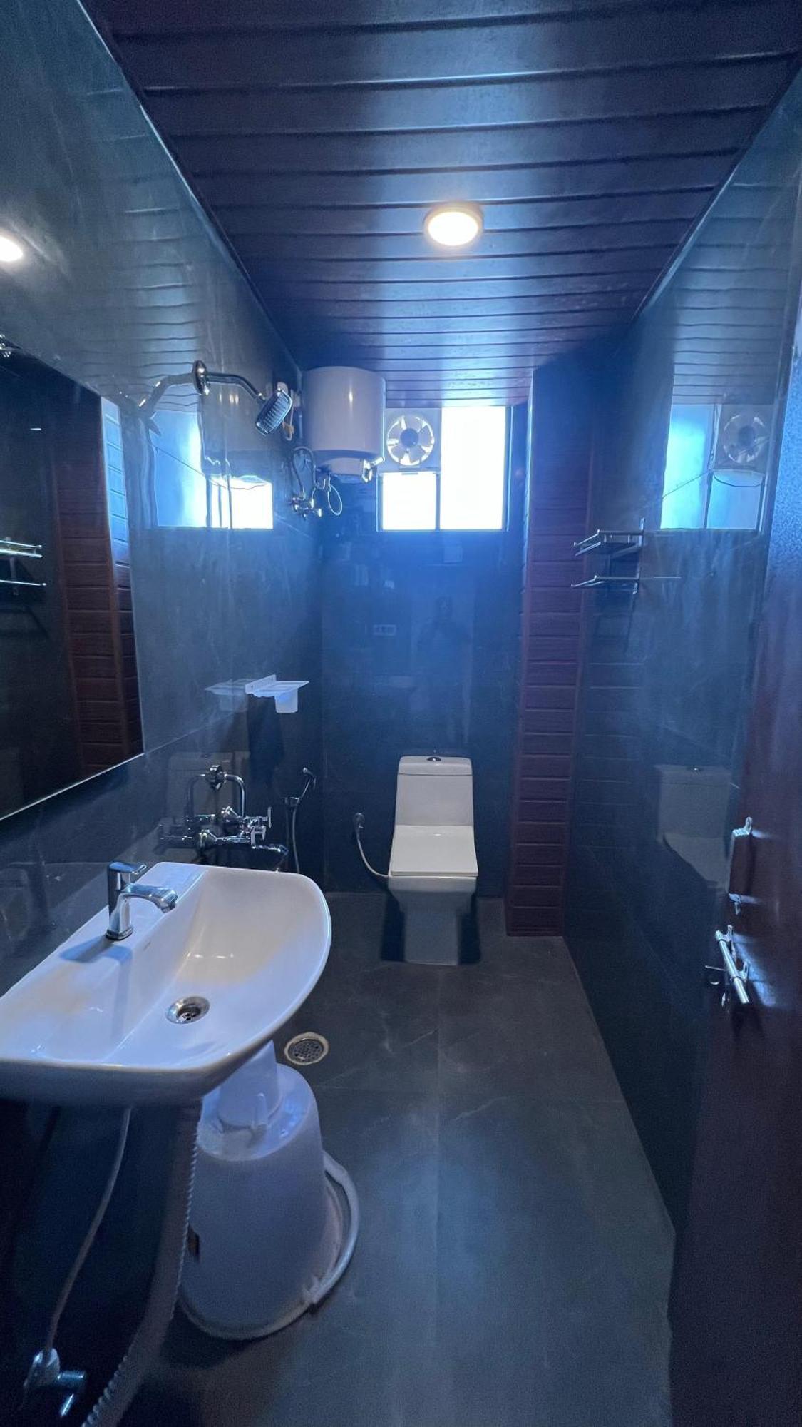 Wild Wings Premium Hotel Hyderabad Luaran gambar