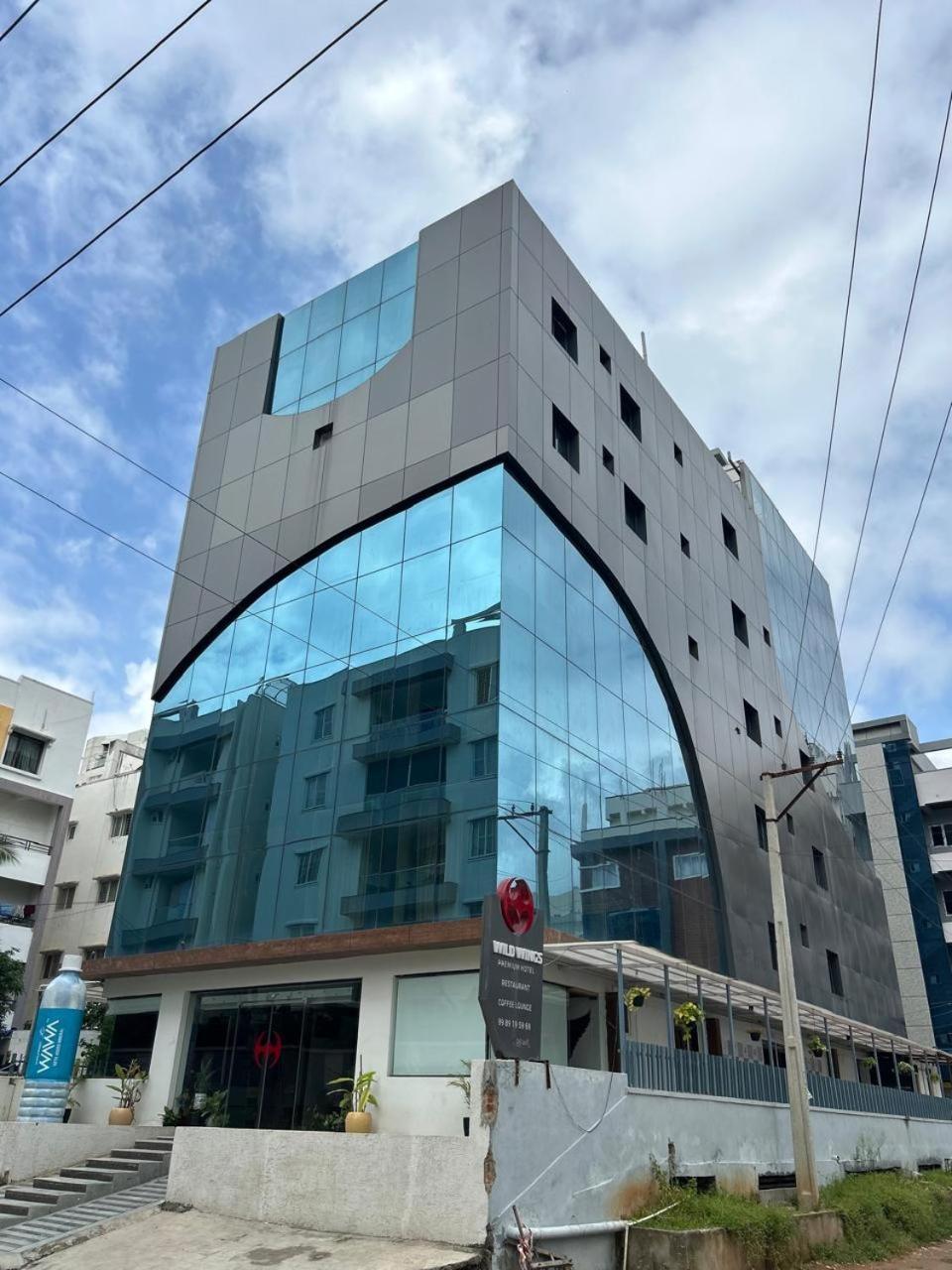 Wild Wings Premium Hotel Hyderabad Luaran gambar