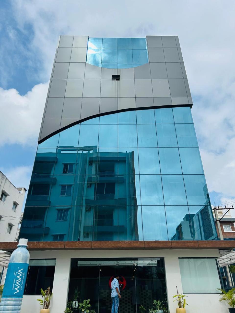 Wild Wings Premium Hotel Hyderabad Luaran gambar