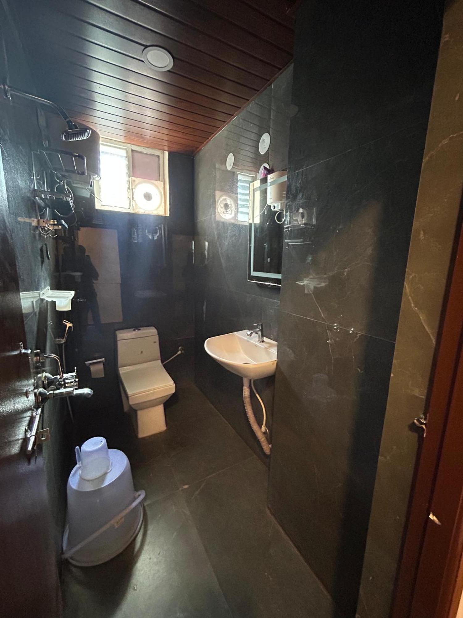 Wild Wings Premium Hotel Hyderabad Luaran gambar
